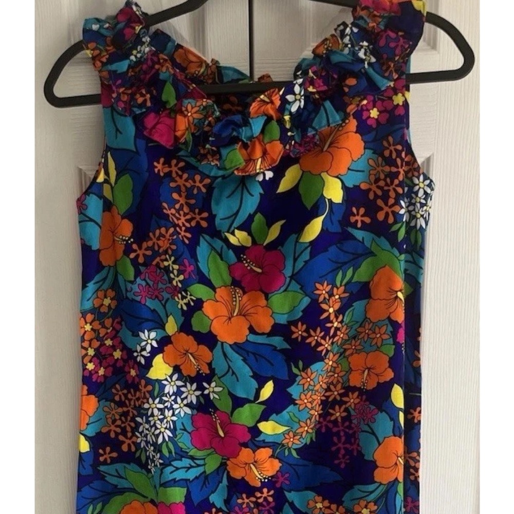 Royal  Hawiian vintage colorful  Dress Size M/L excellent condition
